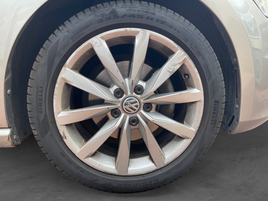 VOLKSWAGEN d'occasion GOLF 1.4 TSI 150 ACT CARAT EXCLUSIVE DSG de