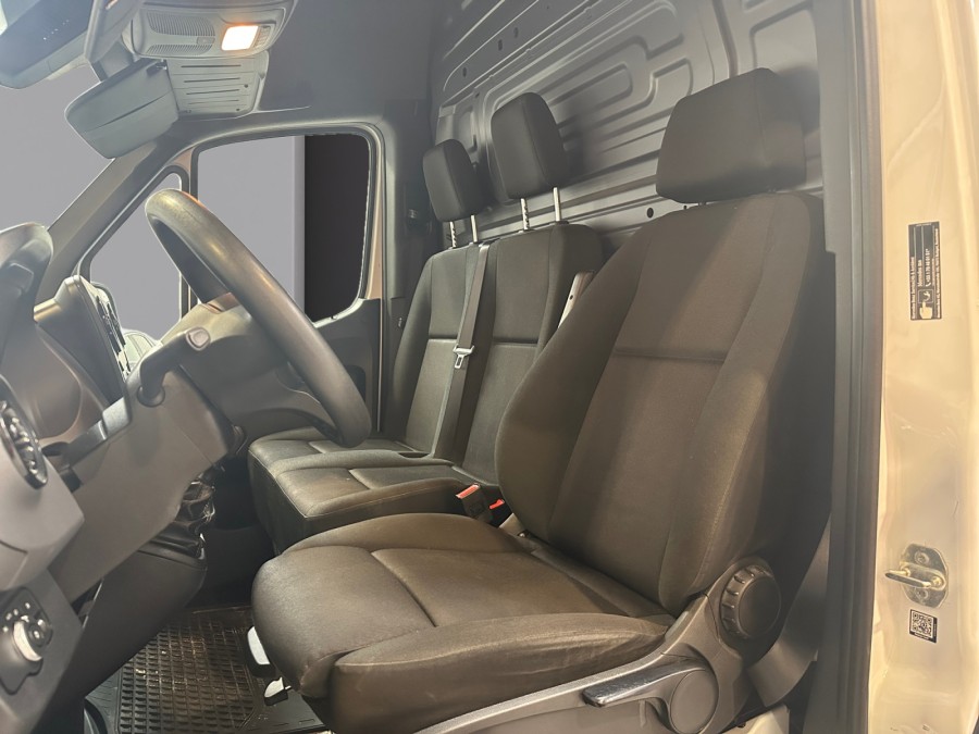 MERCEDES d'occasion SPRINTER 215 CDI 3.0T 37 de 2022 Lorient (56)﻿