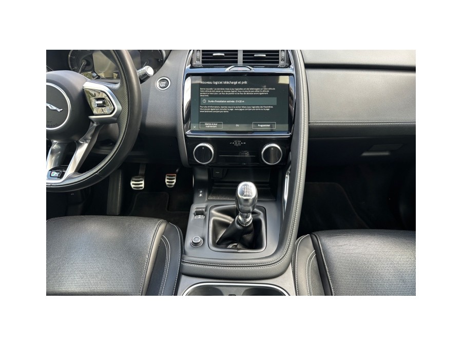 JAGUAR d'occasion E-PACE D165 FWD R-DYNAMIC S de 2021 Paris 17 (75)﻿
