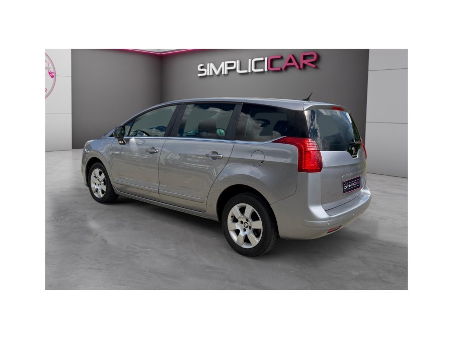 PEUGEOT d'occasion 5008 1.6 HDI 115 Active de 2014 Rennes (35)﻿