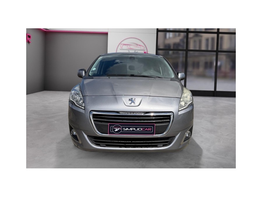 PEUGEOT d'occasion 5008 1.6 HDI 115 Active de 2014 Rennes (35)﻿