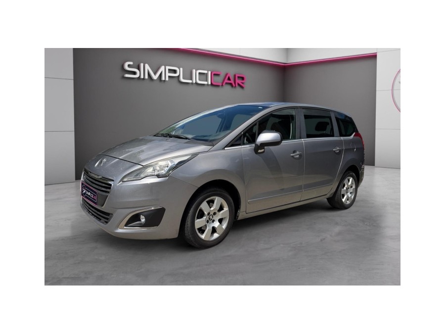 PEUGEOT d'occasion 5008 1.6 HDI 115 Active de 2014 Rennes (35)﻿