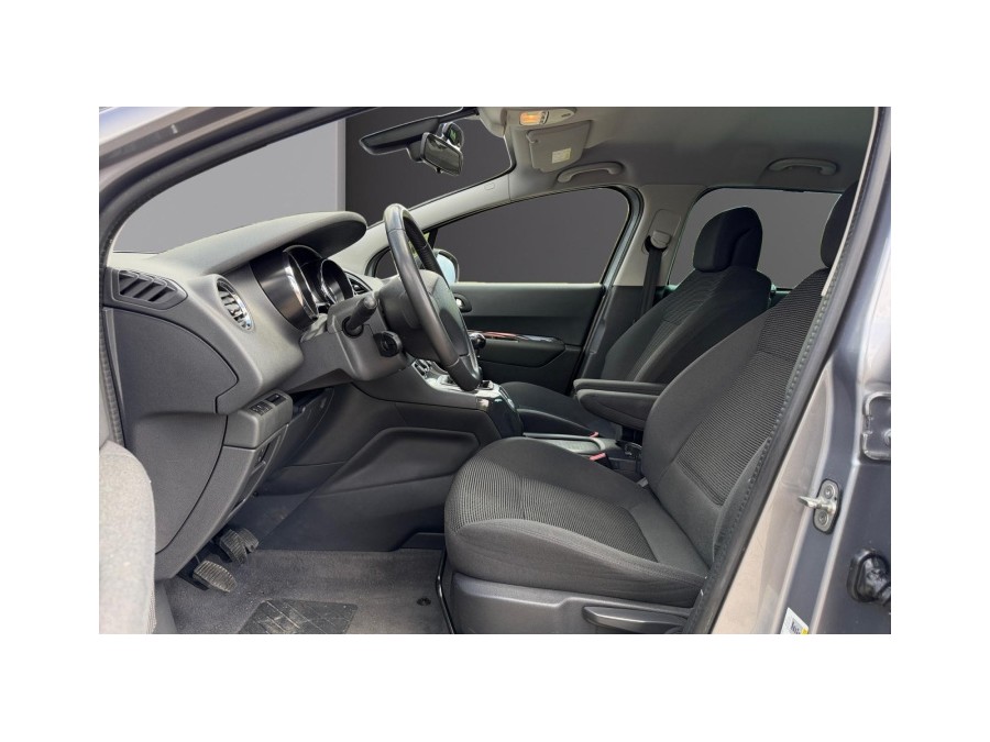 PEUGEOT d'occasion 5008 1.6 HDI 115 Active de 2014 Rennes (35)﻿