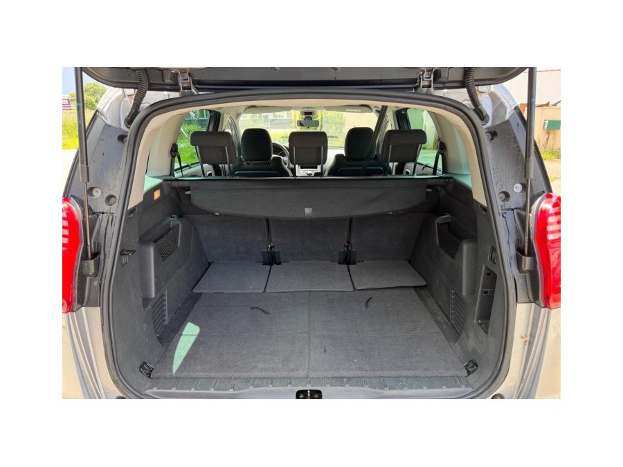 PEUGEOT d'occasion 5008 1.6 HDI 115 Active de 2014 Rennes (35)﻿