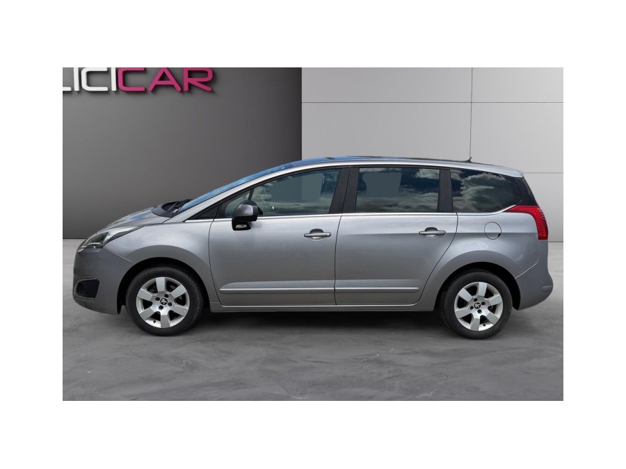PEUGEOT d'occasion 5008 1.6 HDI 115 Active de 2014 Rennes (35)﻿