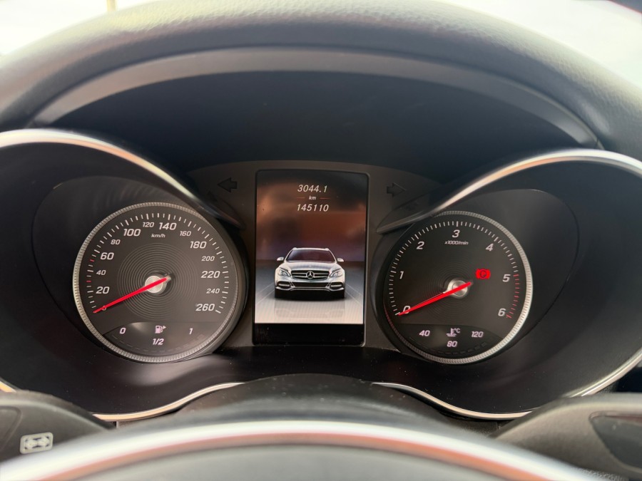 MERCEDES d'occasion CLASSE C IV C250 D de 2016 Marignane (13)﻿