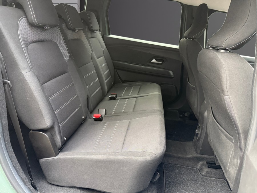 DACIA d'occasion JOGGER 1.6 HYBRID 140 EXPRESSION 7P BA de 2025
