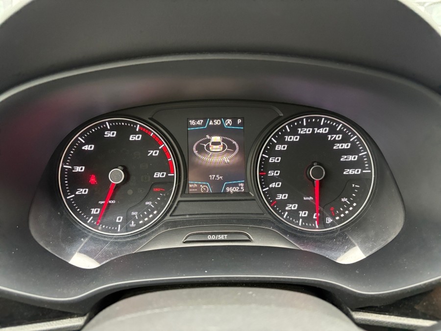 SEAT d'occasion LEON ST 1.2 TSI 110 PREMIUM DSG de 2017 Salon de