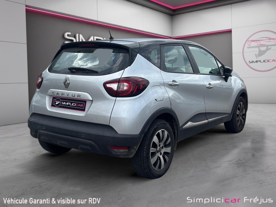 RENAULT d'occasion CAPTUR 1.3 TCE 130 SUNSET de 2019 Frejus (83)﻿
