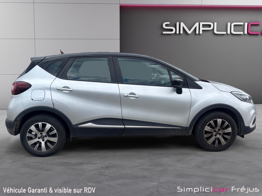 RENAULT d'occasion CAPTUR 1.3 TCE 130 SUNSET de 2019 Frejus (83)﻿