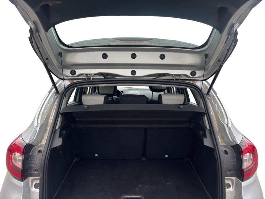 RENAULT d'occasion CAPTUR 1.3 TCE 130 SUNSET de 2019 Frejus (83)﻿