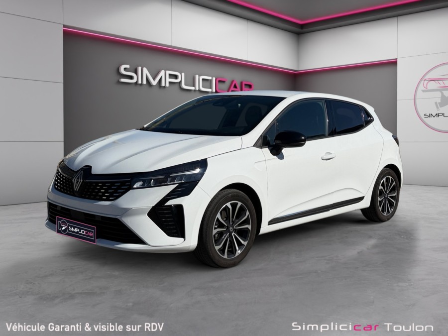 RENAULT d'occasion CLIO 1.6 E-TECH 145 TECHNO de 2023 Toulon Est (83)﻿