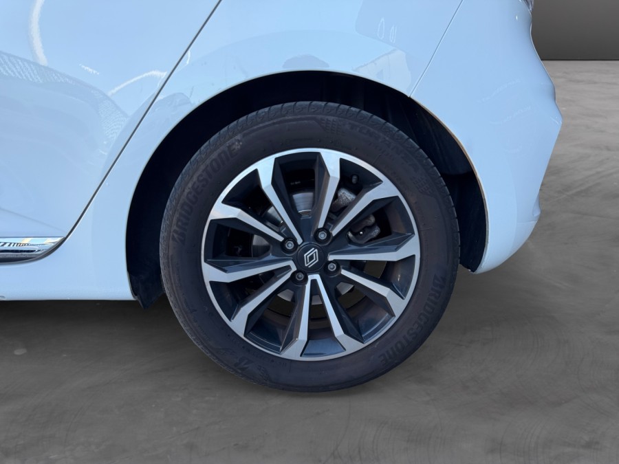 RENAULT d'occasion CLIO 1.6 E-TECH 145 TECHNO de 2023 Toulon Est (83)﻿