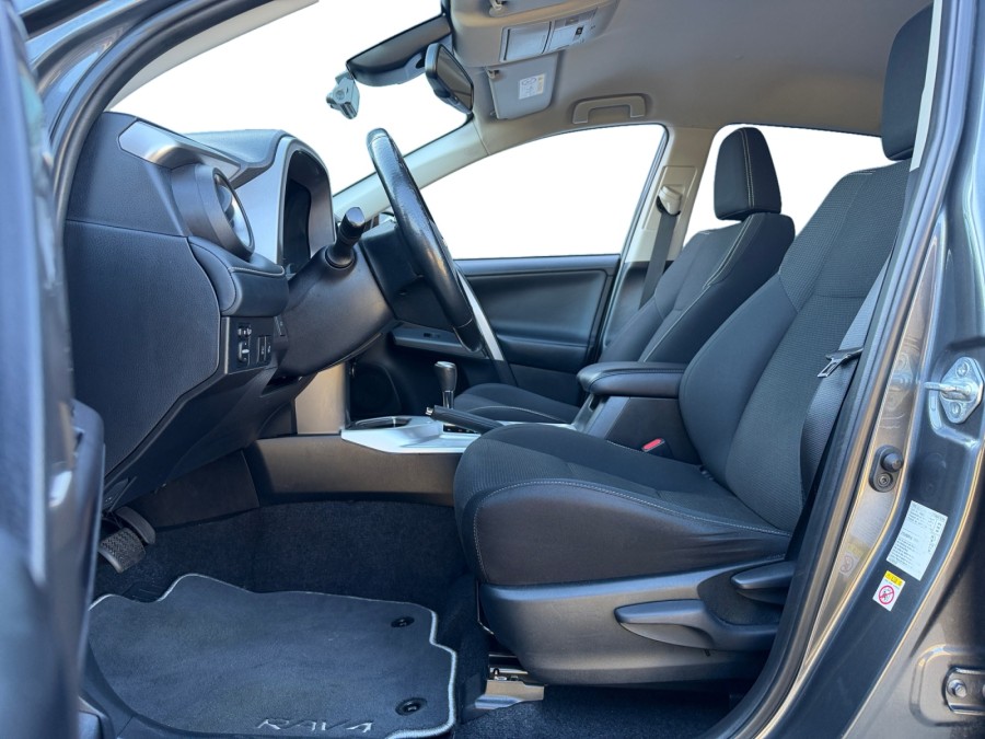 TOYOTA d'occasion RAV4 HYBRIDE 2WD DESIGN BUSINESS de 2018 Strasbourg