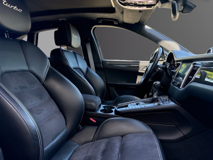 PORSCHE d'occasion MACAN TURBO de 2018 Salon de Provence (13)﻿