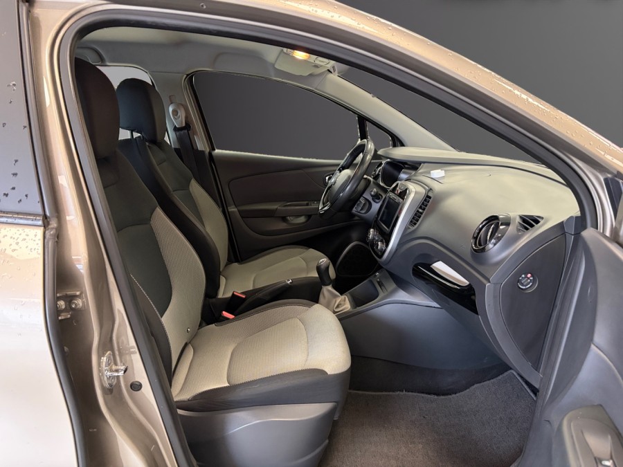 RENAULT d'occasion CAPTUR 1.5 DCI 90 ENERGY BUSINESS de 2014 Amiens