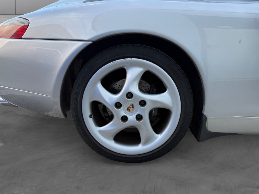 PORSCHE d'occasion 911 CARRERA 2 de 2001 Toulon Est (83)﻿