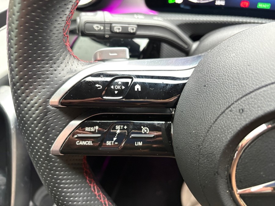 MERCEDES d'occasion CLASSE A IV A250 E AMG LINE de 2023 Salon de