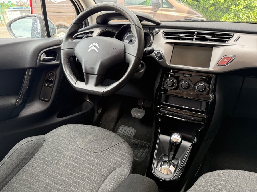 CITROEN d'occasion C3 1.2 PURE TECH 82 FEEL EDITION de 2016 Poitiers