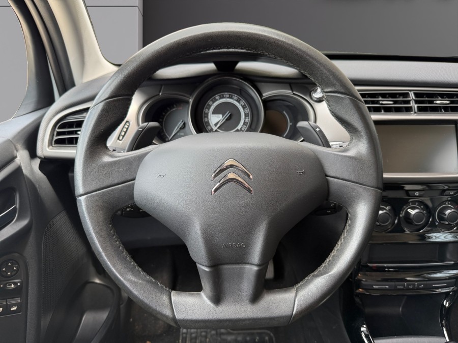 CITROEN d'occasion C3 1.2 PURE TECH 82 FEEL EDITION de 2016 Poitiers