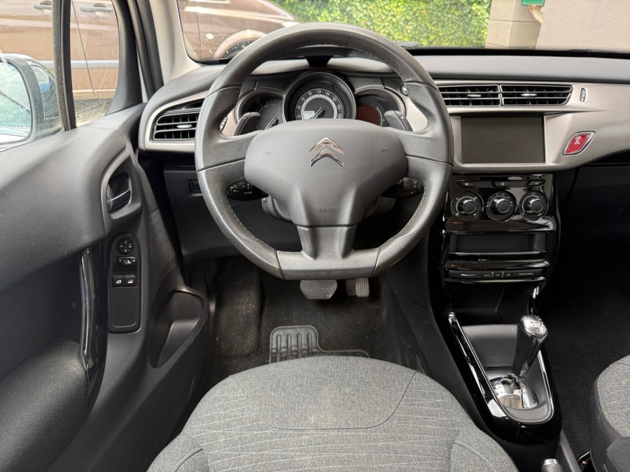 CITROEN d'occasion C3 1.2 PURE TECH 82 FEEL EDITION de 2016 Poitiers