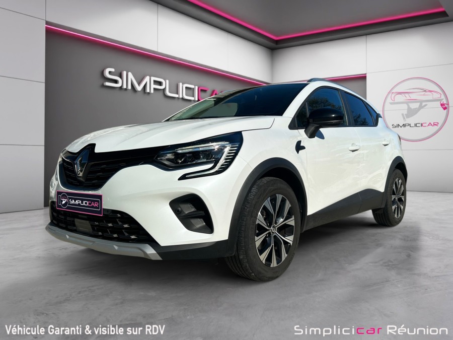 RENAULT d'occasion CAPTUR 1.6 E-TECH 145CV ENGINEERED de 2024 Reunion