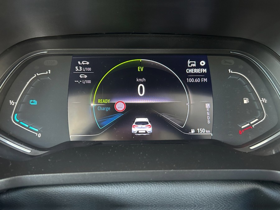 RENAULT d'occasion CAPTUR 1.6 E-TECH 145CV ENGINEERED de 2024 Reunion