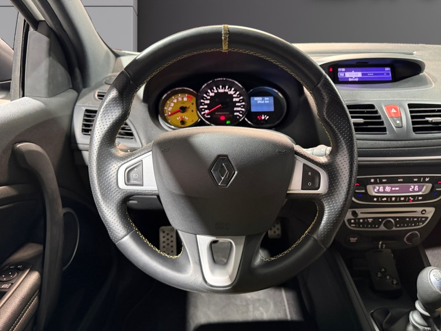 RENAULT d'occasion MEGANE 2.0 16V 250 RS CUP de 2011 Meximeux (01)﻿