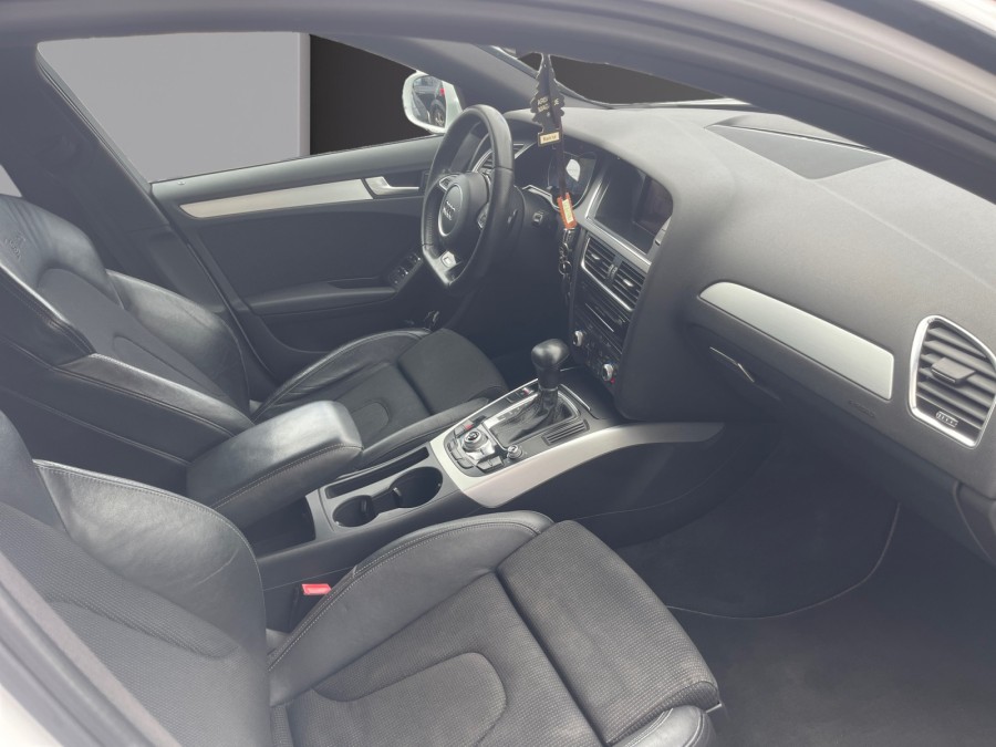 AUDI d'occasion A4 AVANT 2.0 TDI AMBIENTE PLUS MULTITRONIC de 2012 La