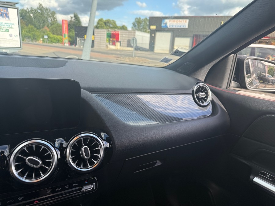 MERCEDES d'occasion CLASSE GLA II GLA 200 D AMG LINE DCT de 2020