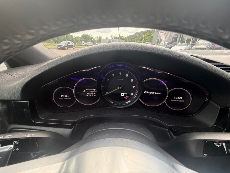 PORSCHE d'occasion CAYENNE 3.0 V6 E-HYBRID COUPE de 2020 Brive La