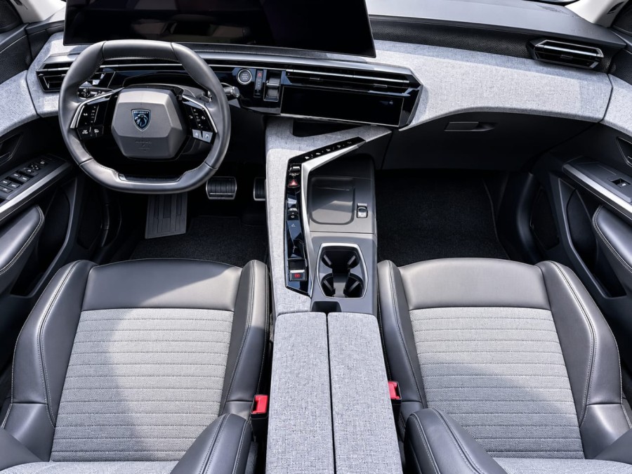 PEUGEOT d'occasion 3008 1.2 HYBRID 145 ALLURE E-DCS de 2024