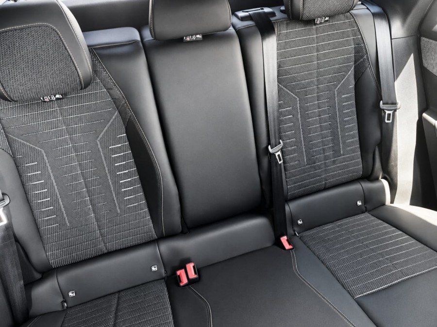 PEUGEOT d'occasion 3008 1.2 HYBRID 145 ALLURE E-DCS de 2024