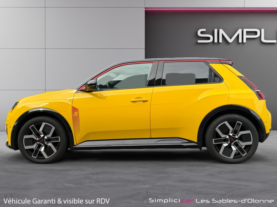 RENAULT d'occasion 5 E-TECH 150 ICONIC de 2025 Les Sables d'Olonne