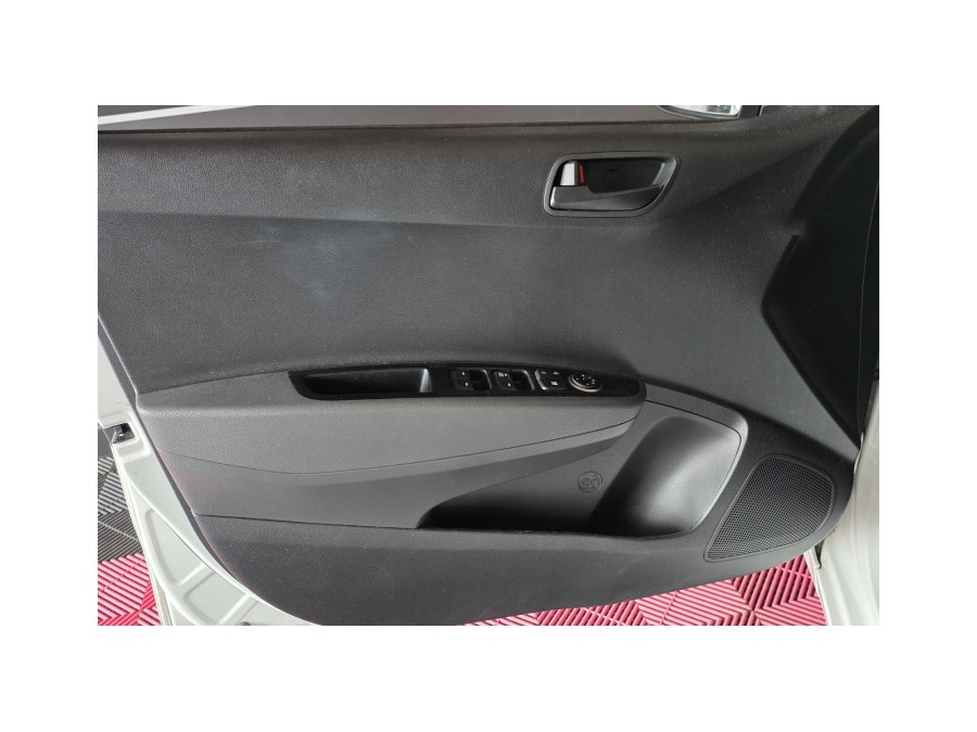 HYUNDAI d'occasion I10 1.2 87cv intuitive de 2017 Aix Les Bains (73)﻿