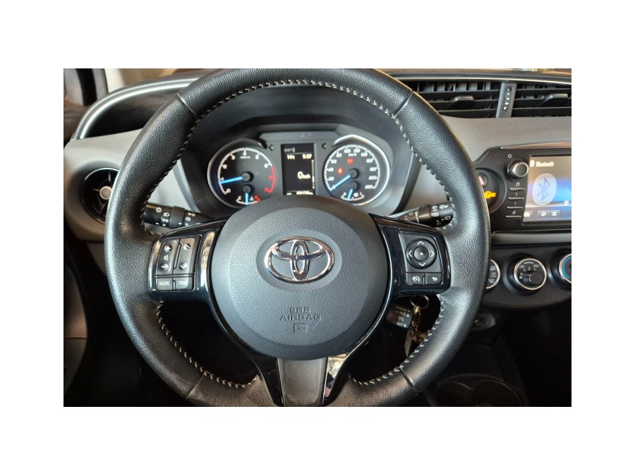 TOYOTA d'occasion YARIS 1.0 VVTI 70 ULTIMATE de 2020 Aix Les Bains