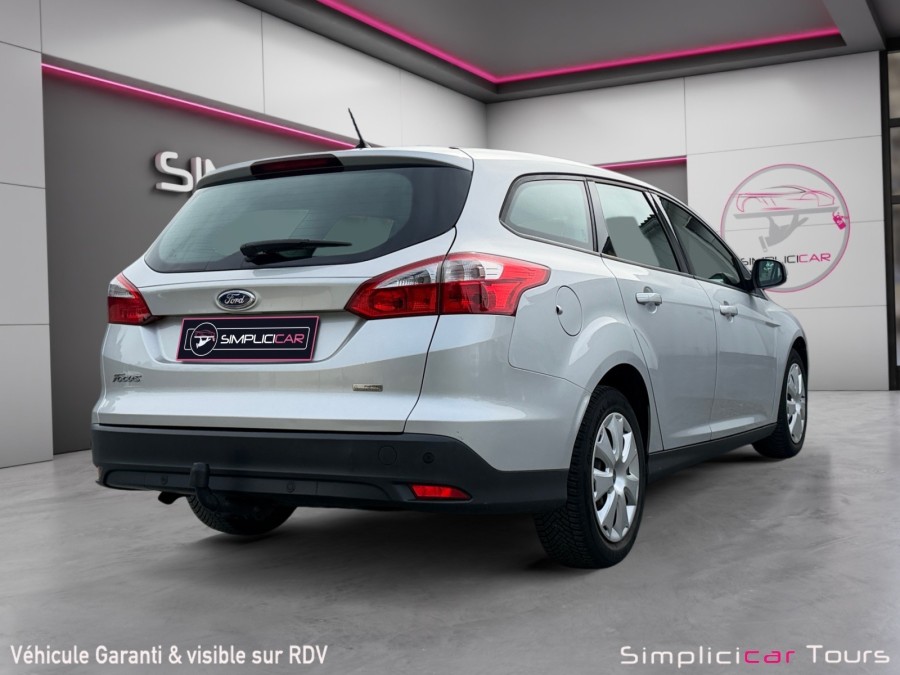 FORD d'occasion FOCUS FOCUS 1.6 L  DURATORQ-TDCI de 2013 Tours (37)﻿