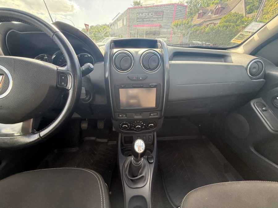 DACIA d'occasion DUSTER 1.5 DCI 110 10 ANS de 2015 Brive La Gaillarde