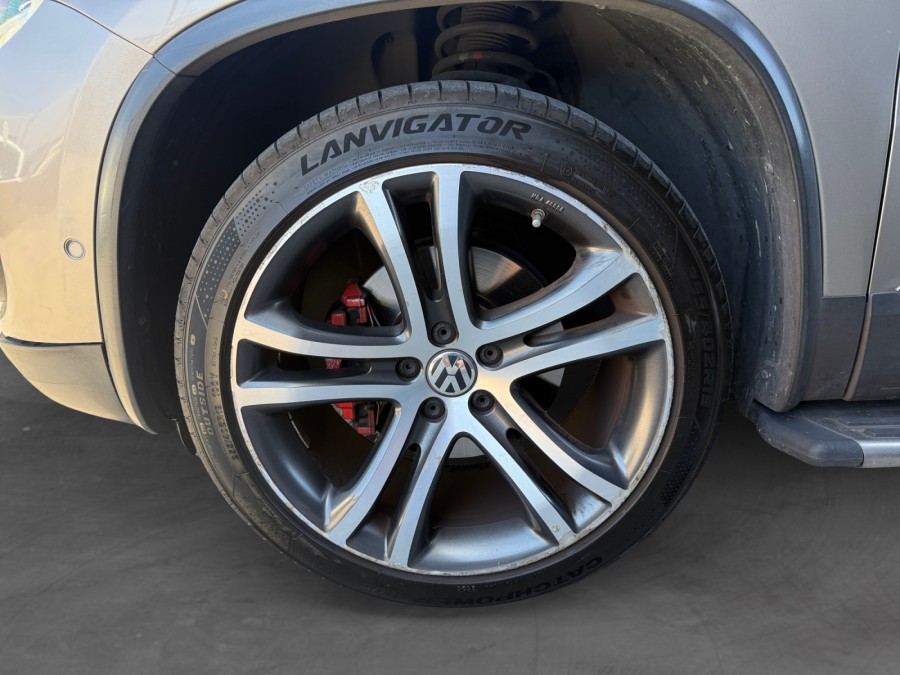 VOLKSWAGEN d'occasion TIGUAN 1.4 TSI 160 4X2 R-Line de 2013 Toulon