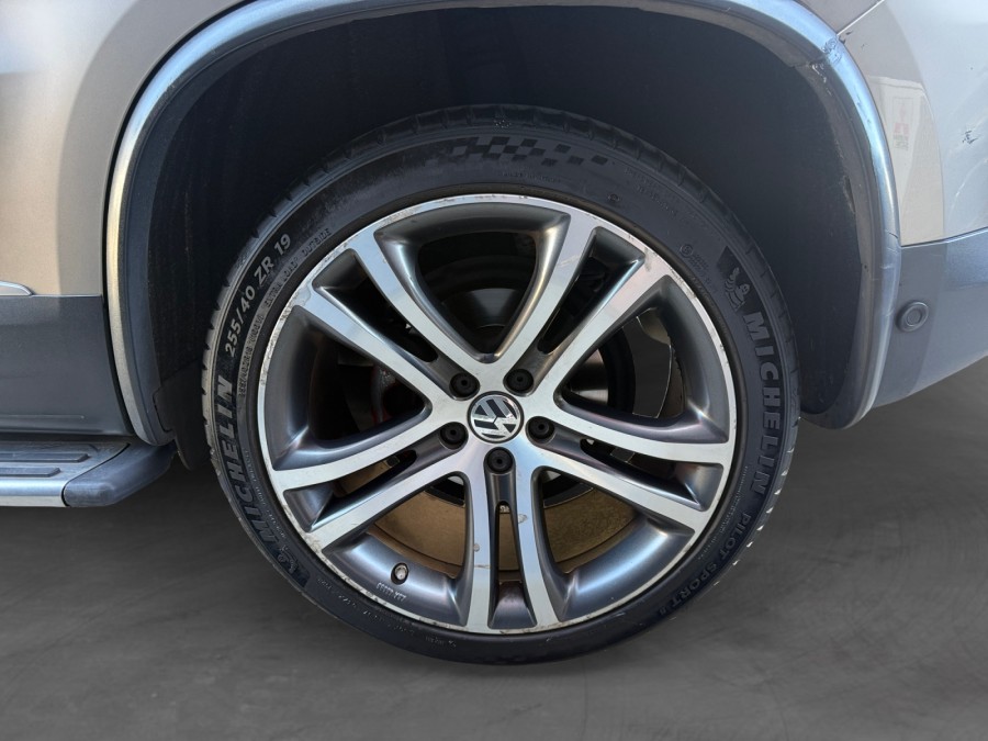VOLKSWAGEN d'occasion TIGUAN 1.4 TSI 160 4X2 R-Line de 2013 Toulon