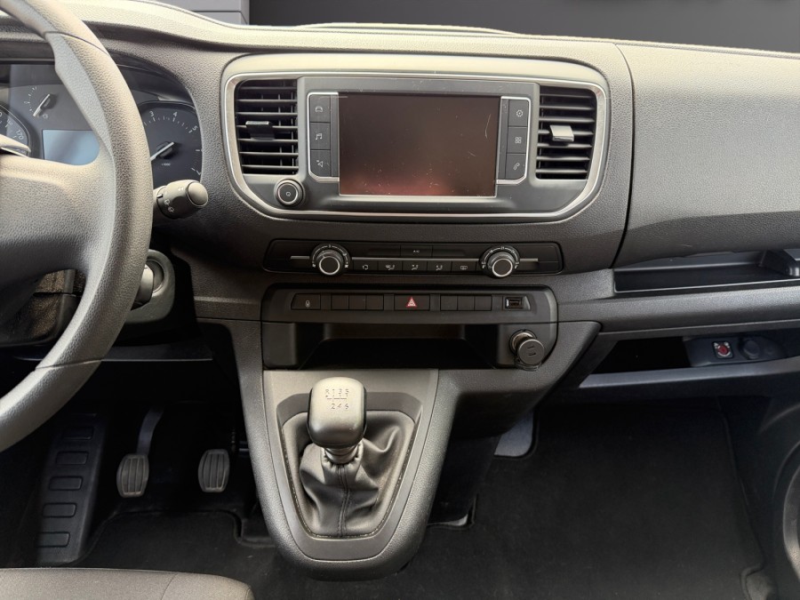TOYOTA d'occasion PROACE COMBI MEDIUM 140 D-4D DYNAMIC de 2024 Toulon