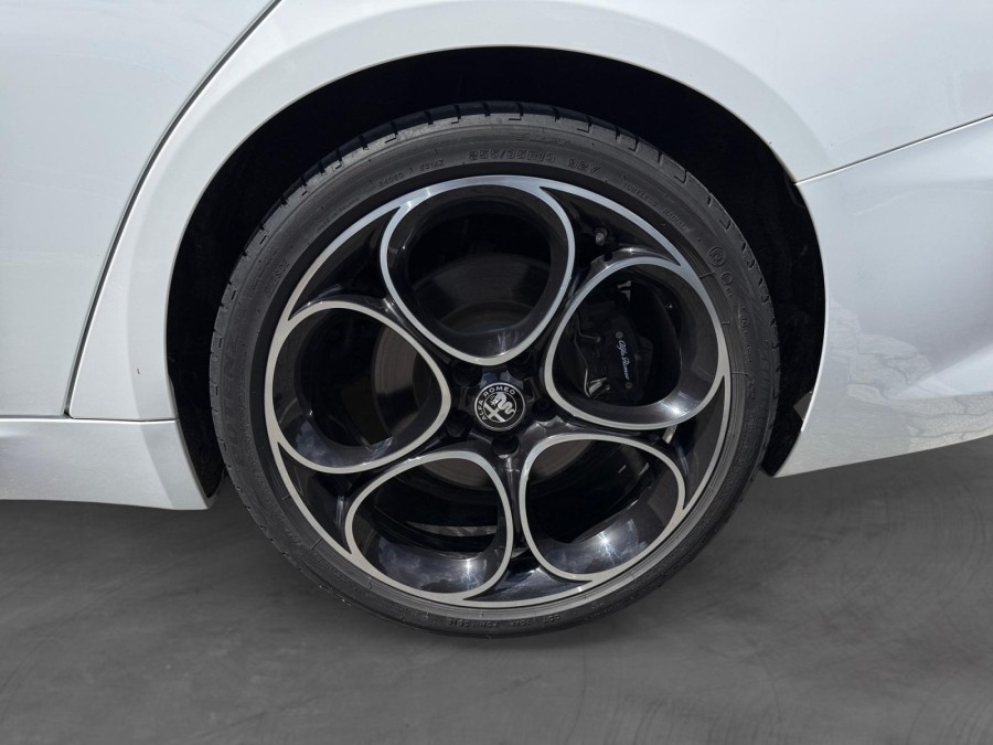 ALFA ROMEO d'occasion GIULIA 2.2D 190 SUPER AT de 2020 Dunkerque (59)﻿