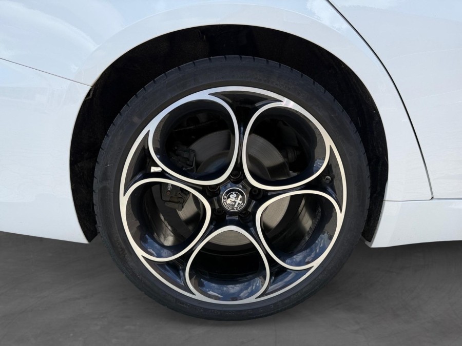ALFA ROMEO d'occasion GIULIA 2.2D 190 SUPER AT de 2020 Dunkerque (59)﻿