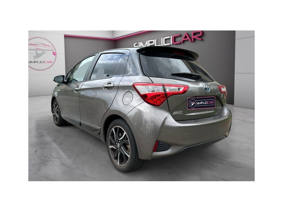 TOYOTA d'occasion YARIS 100H DYNAMIC BUSINESS de 2018 Osny (95)﻿