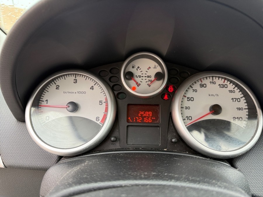 PEUGEOT d'occasion 207/207+ + 1.4 HDI 70 de 2011 Dunkerque (59)﻿