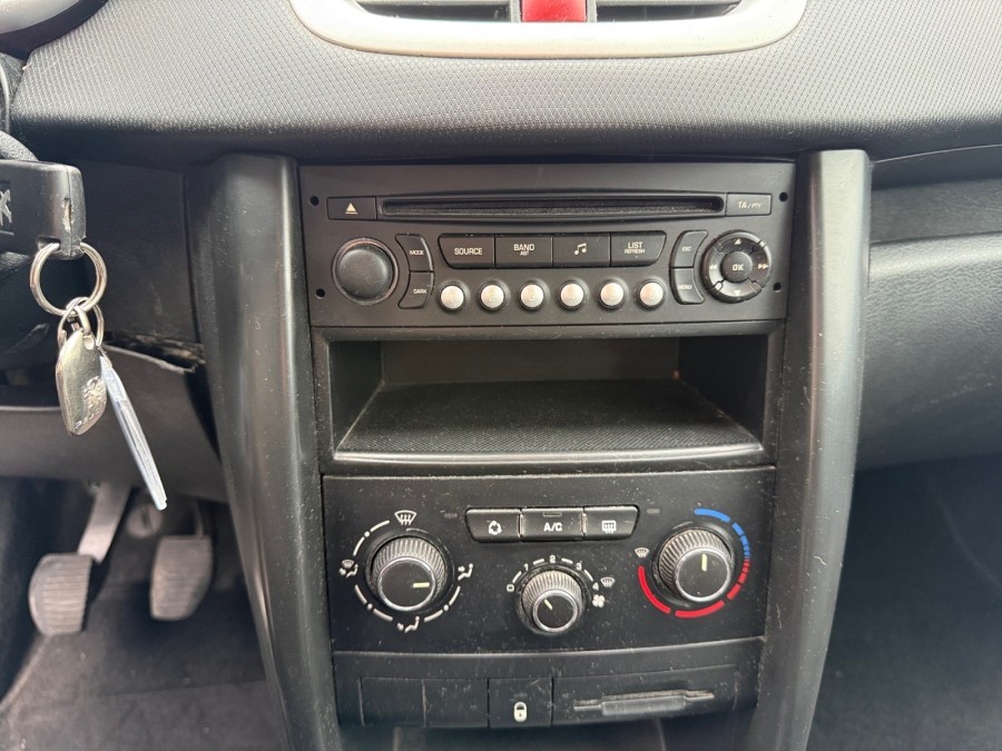 PEUGEOT d'occasion 207/207+ + 1.4 HDI 70 de 2011 Dunkerque (59)﻿