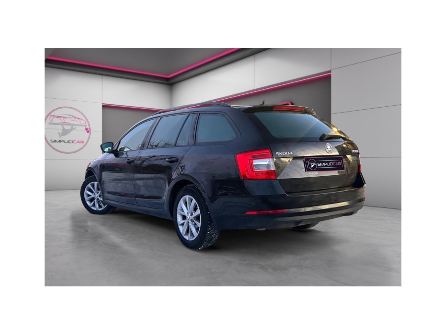 SKODA d'occasion OCTAVIA COMBI 2.0 TDI 150 EDITION DSG de 2020 Colmar