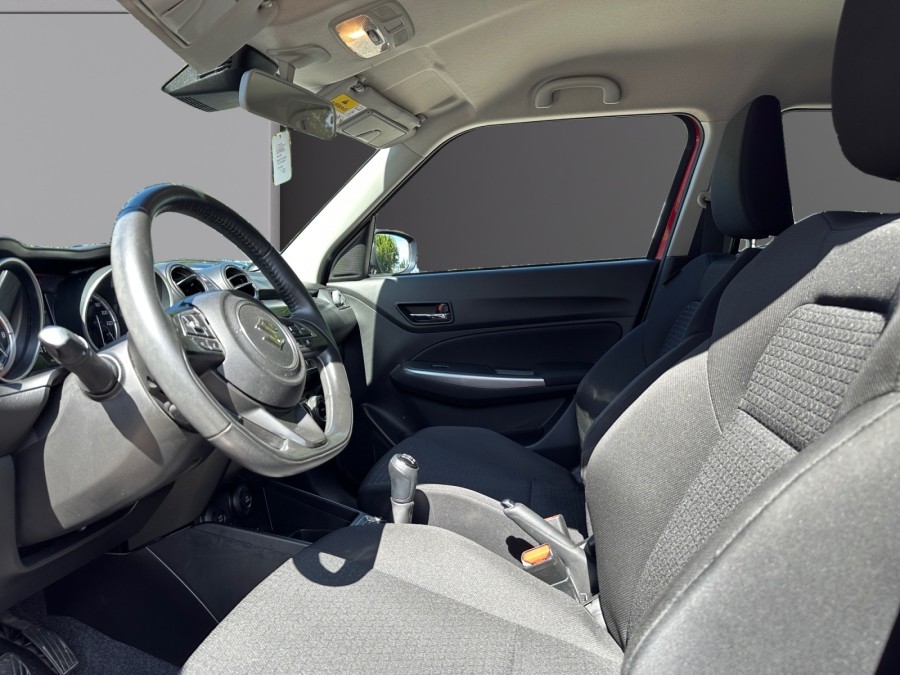 SUZUKI d'occasion SWIFT V 1.2 DUALJET HYBRID PACK de 2023 Salon de