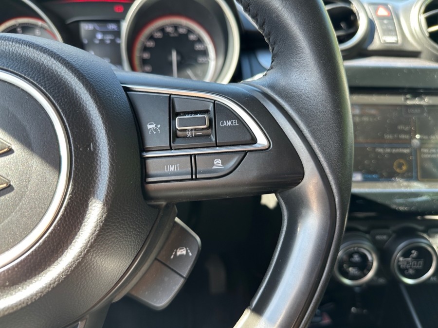 SUZUKI d'occasion SWIFT V 1.2 DUALJET HYBRID PACK de 2023 Salon de