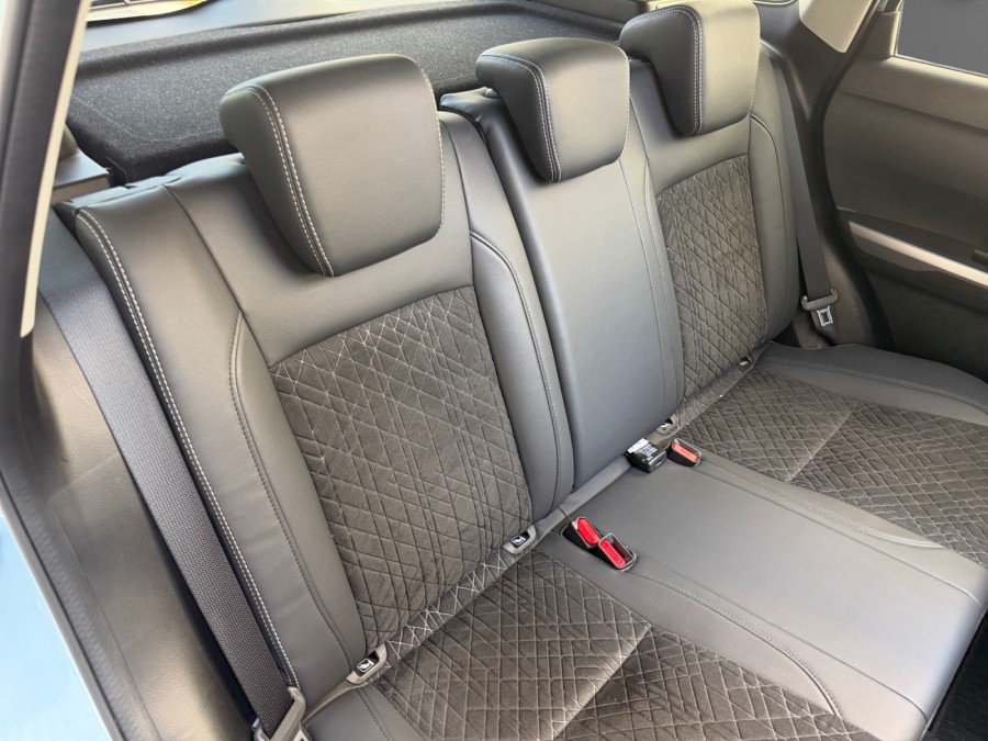 SUZUKI d'occasion VITARA 1.4 BOOSTERJET HYBRID STYLE de 2024 Nîmes
